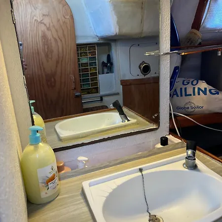 Botel Voilier Sejour Atypique *